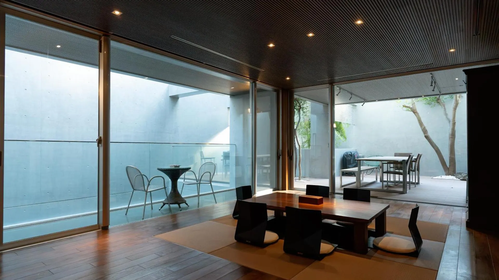 Semesterbostad Azabu Modern House The Tokyo Tower Can Be Seen From The Villa 500M2 Japan